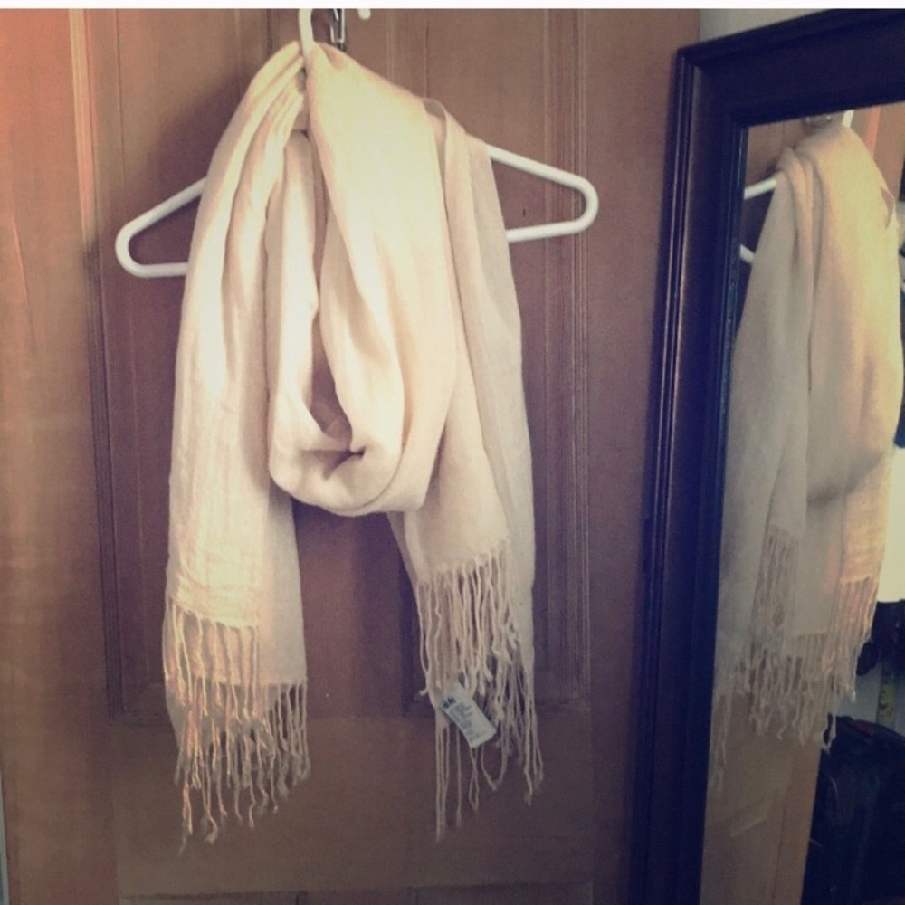 H&M Pink🧣Scarf